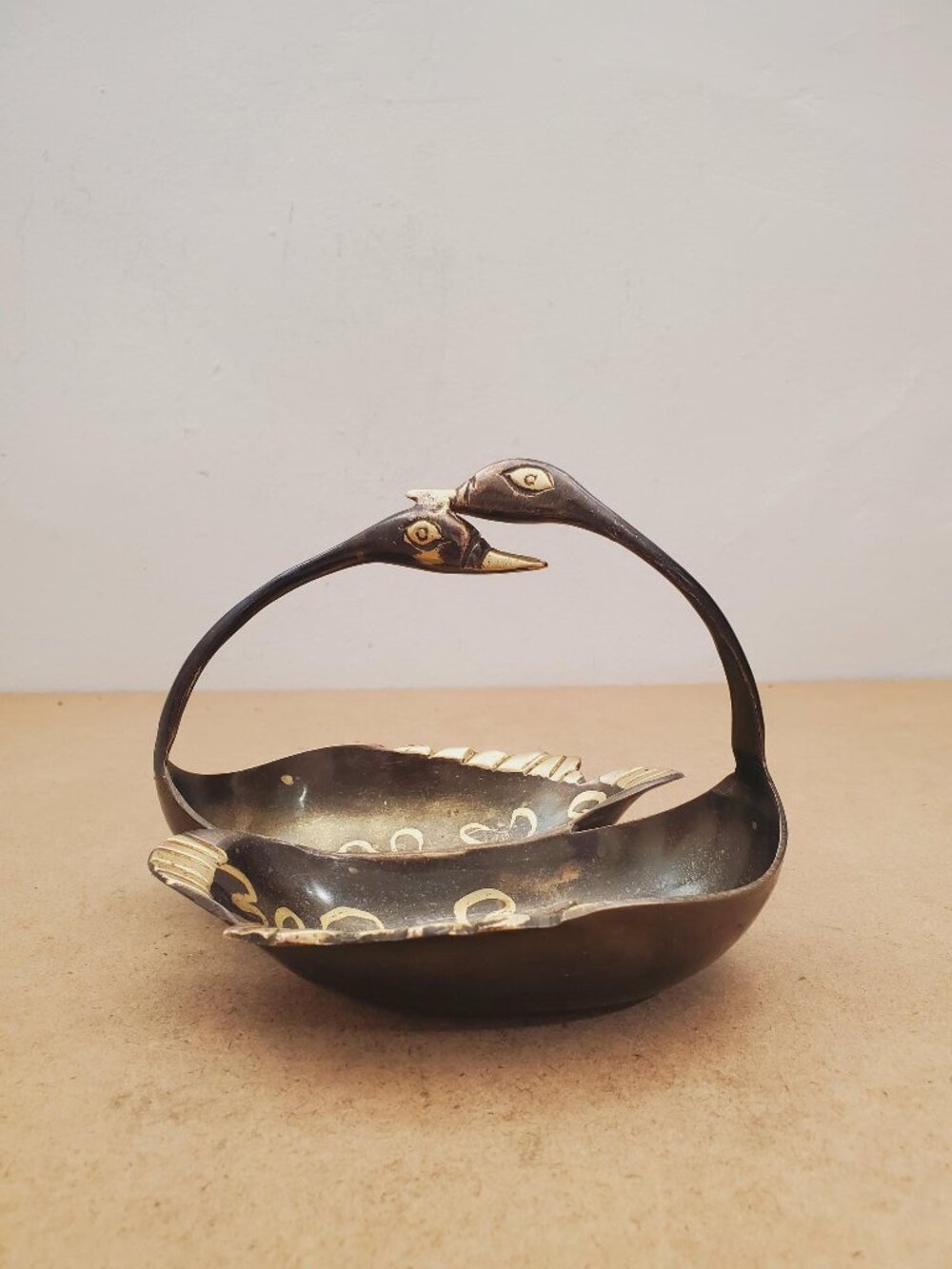 Vintage 1950s / BRASS SOAP DISH / Solid Brass Soap Holder Soap Dispenser Vintage